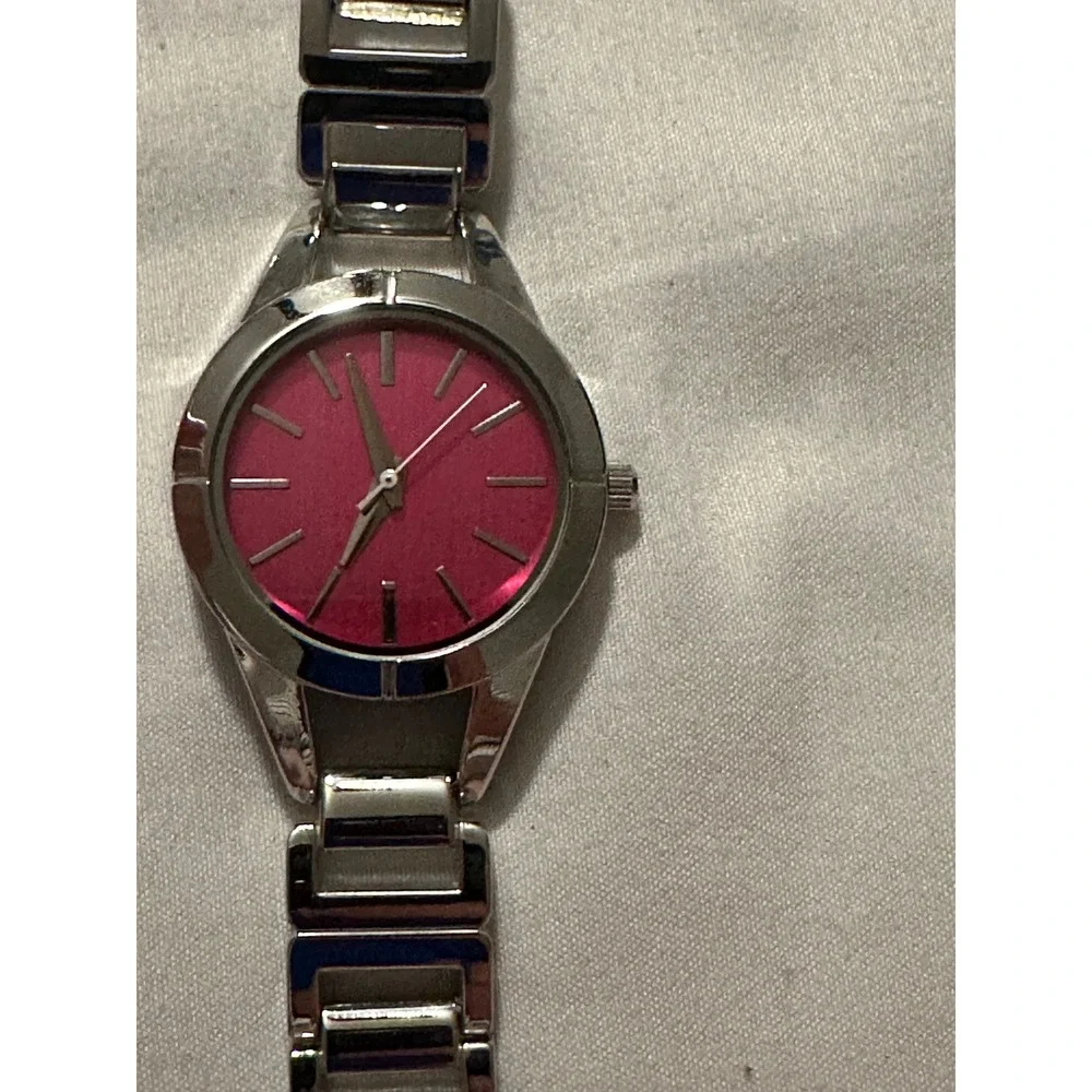 Silver Tone Women's Fashion Watch Pink‎ Face Analog Quartz Japan Movt 78/1001